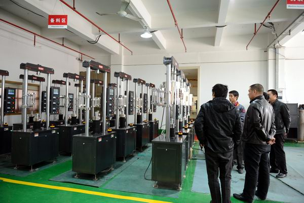 ?攀長(zhǎng)特鋼高溫持久蠕變?cè)囼?yàn)機(jī)項(xiàng)目提前通過(guò)階段驗(yàn)收