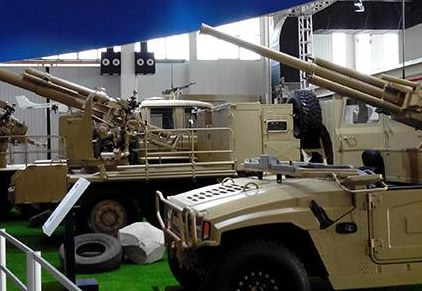 ?西安三角防務(wù)三工位高溫拉伸試驗機交付